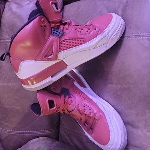 Men's Size 13 Nike Air Jordan Spikze Crimson Red and White